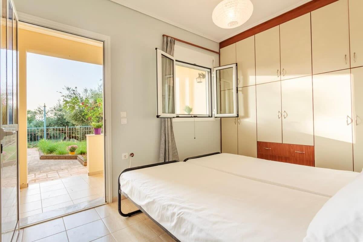 Seaview Terrace Haven-Perfect Location By The Sea Villa Kalamata Exterior foto